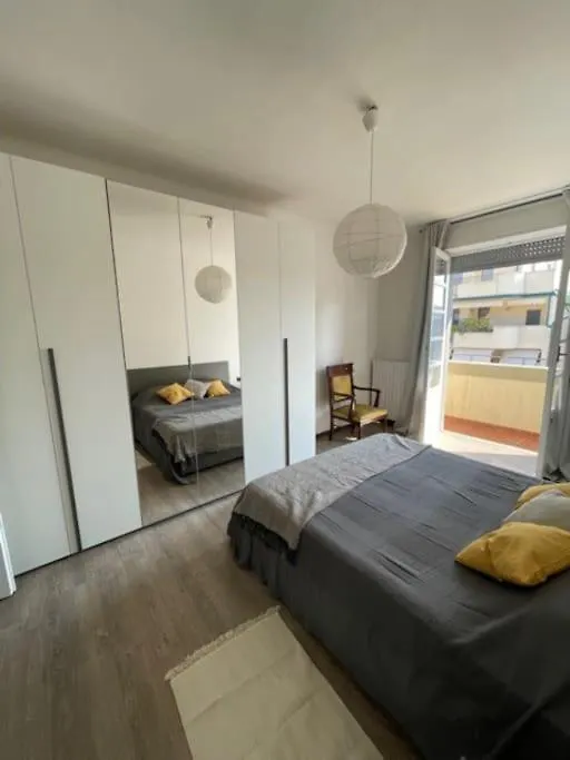 Lägenhet Appartamento Charme: Milano
